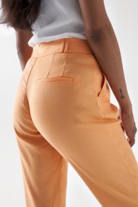 CHINO DE LINO SLIM FIT