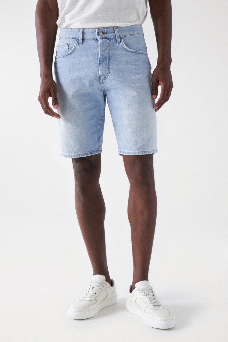 REGULAR FIT DENIM SHORTS