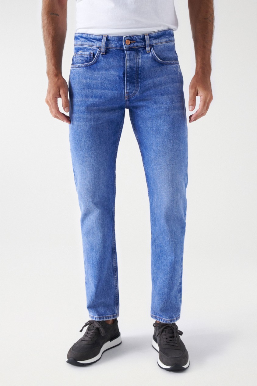 JEANS SLIM FIT LAVAGEM MDIA