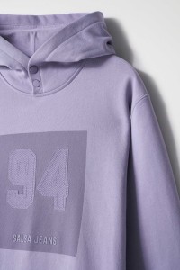 SUDADERA CON CAPUCHA Y ESTAMPADO