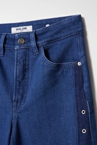 FAITH PUSH IN STRAIGHT JEANS WITH EYELETS