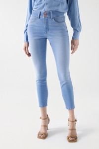 SECRET PUSH IN-JEANS, CROPPED SKINNY-PASSFORM, MIT GLANZSTEINEN AN DEN TASCHEN