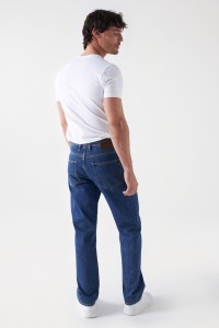 STRAIGHT LEG JEANS