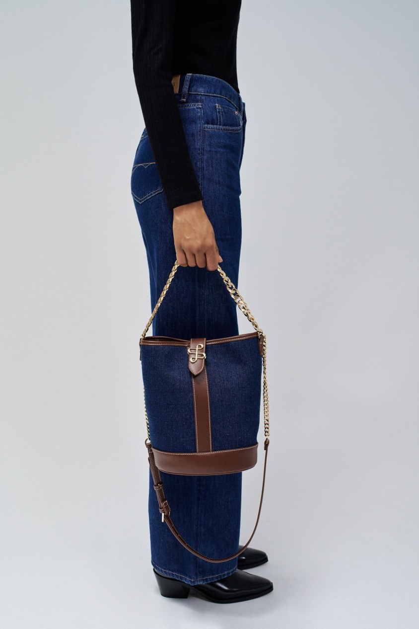 MALA BUCKET EM DENIM