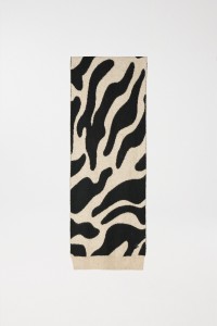 ANIMAL PRINT SCARF