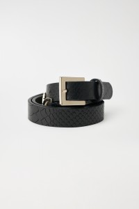 LEATHER BELT WITH GOLDEN BRANDING