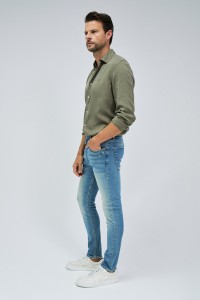 SKINNY JEANS WITH WASHING EFFECT