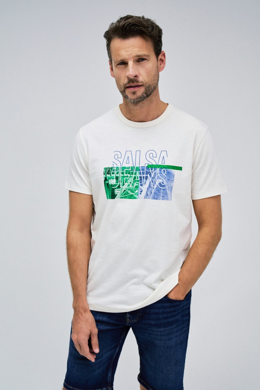 T-SHIRT AVEC LOGO