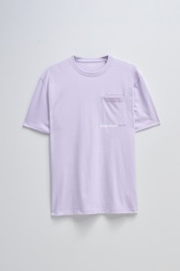 T-SHIRT WITH BRANDING AND GRAPHIC DETAILS