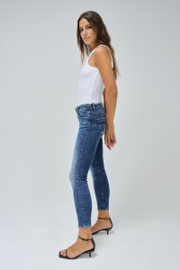 JEANS WONDER PUSH UP WITH FRAYED EFFECT