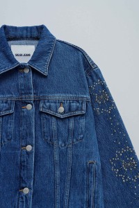 DENIM JACKET WITH APPLICATIONS