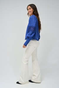 LINEN BLOUSE WITH LACE DETAILS