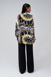 OVERSIZE SHIRT WITH COLOURED PATTERN