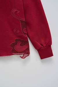 SWEATER WITH EMBROIDERY