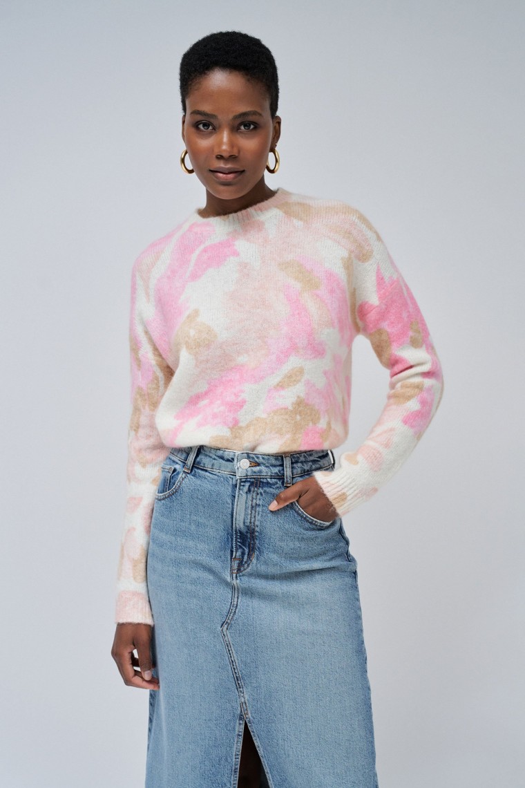 PULL EN LAINE ET MOHAIR AVEC MOTIF FLORAL