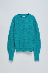 KNITTED SWEATER