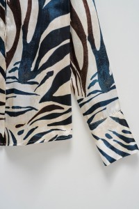 CAMISA ACETINADA ANIMAL PRINT