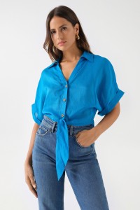 BLUSE MIT SCHLEIFE AM SAUM