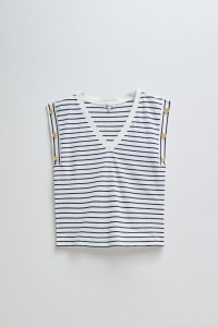 STRIPED T-SHIRT WITH BUTTON DETAILS