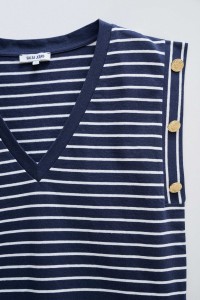 SAILOR T-SHIRT AND METALLIC BUTTONS