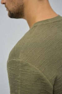 T-SHIRT WITH TEXTURE