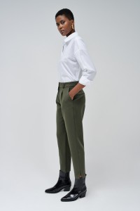 SLIM CHINO IN FABRIC