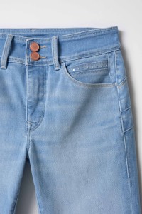 JEANS SECRET PUSH IN SKINNY COM DETALHES