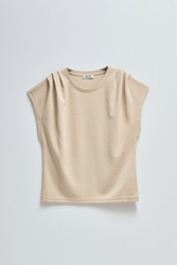 T-SHIRT MIT GOLDENEM STRICKMUSTER