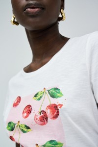 T-SHIRT WITH PRINT