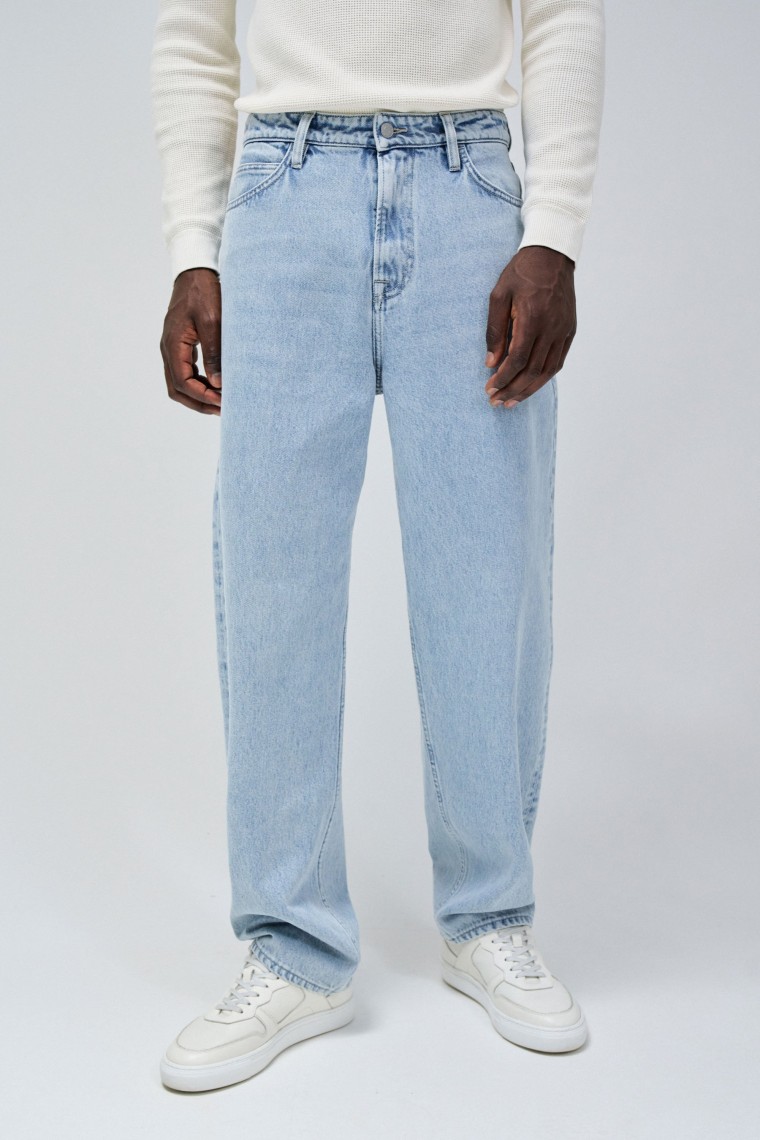 JEANS LOOSE STRAIGHT