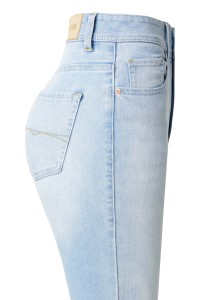 COLETTE CROPPED SKINNY LIGHT BLUE