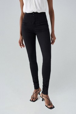 Jeans Noirs et Pantalons Foncs pour Femme