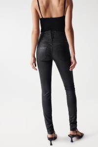 DIVA SLIM FIT SHAPING JEANS WITH COATING EFFECT