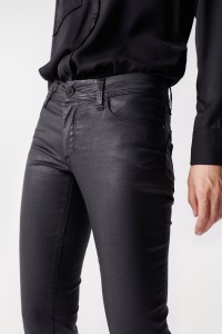 WONDER PUSH UP CROPPED TROUSERS