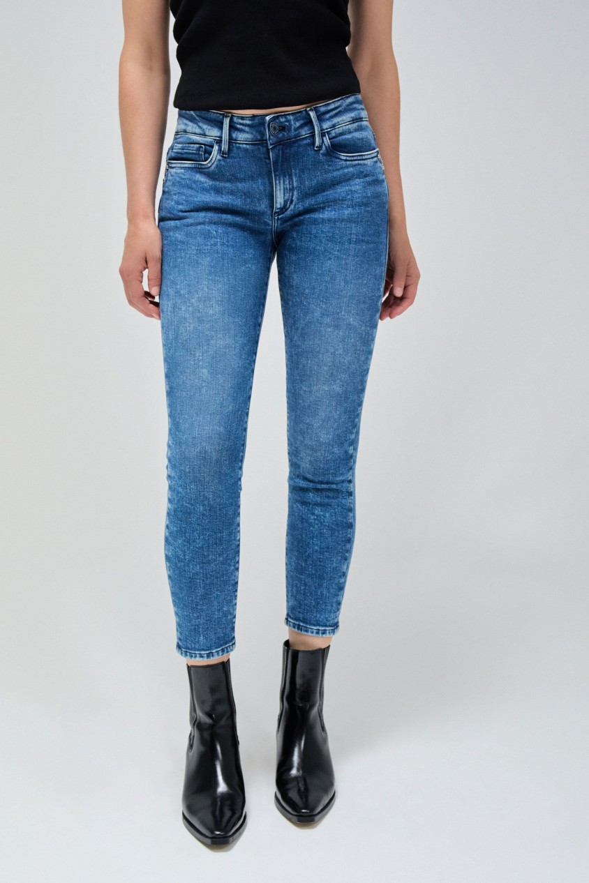 VAQUEROS WONDER PUSH UP CROPPED SKINNY