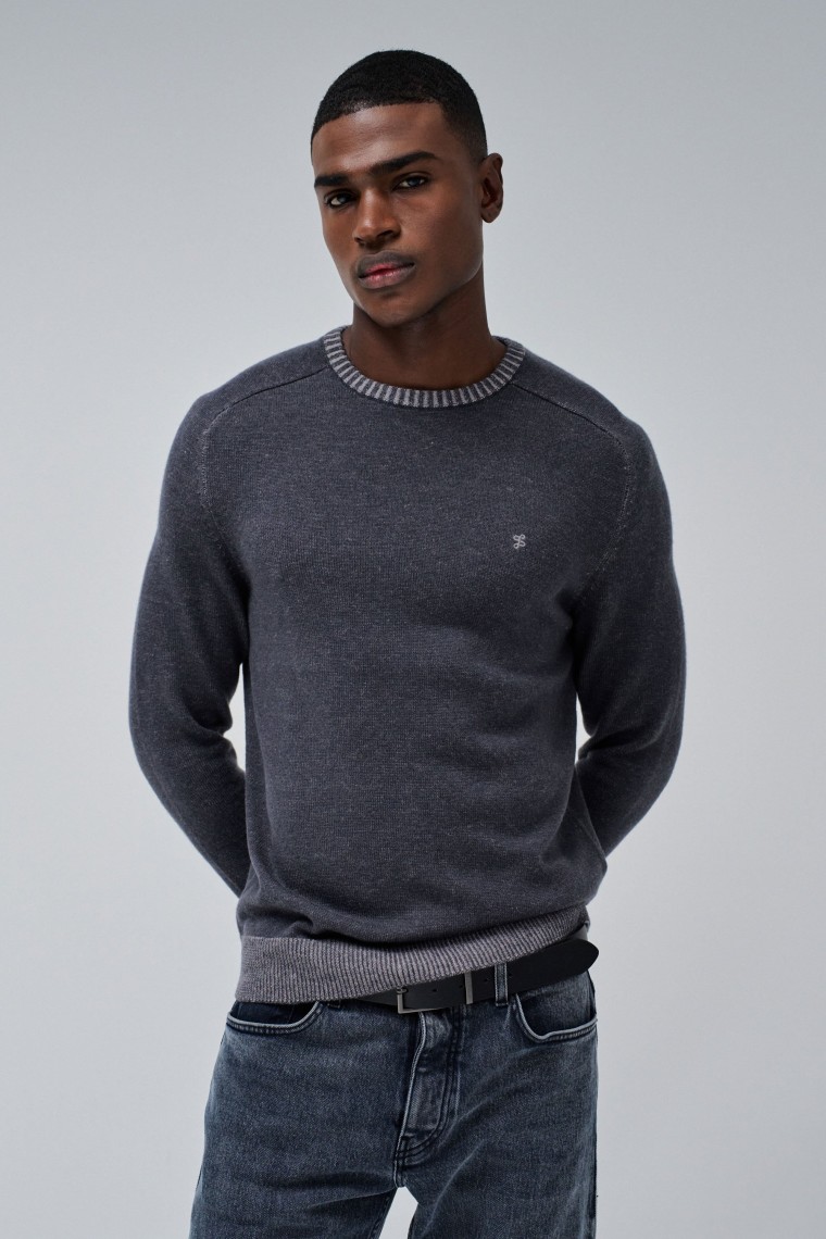 WOOL SWEATER